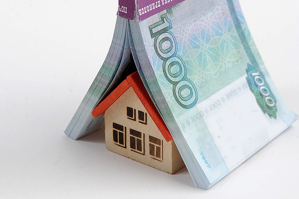 Закон не запрещает иностранным гражданам покупать или продавать земельные участки, расположенные на территории России.