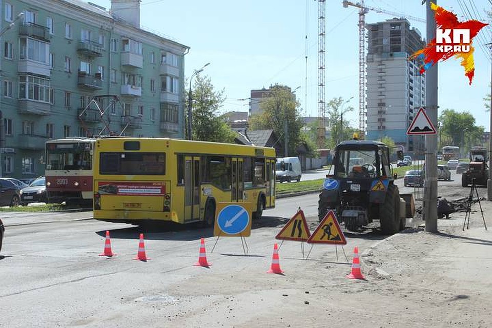 Ни для кого не секрет, что подрядчиков на госзаказы выбирают через сайт госзакупок. И если оценить рейтинг поставщиков услуг за 2016 год, то пять из первой десятки занимаются дорожным хозяйством