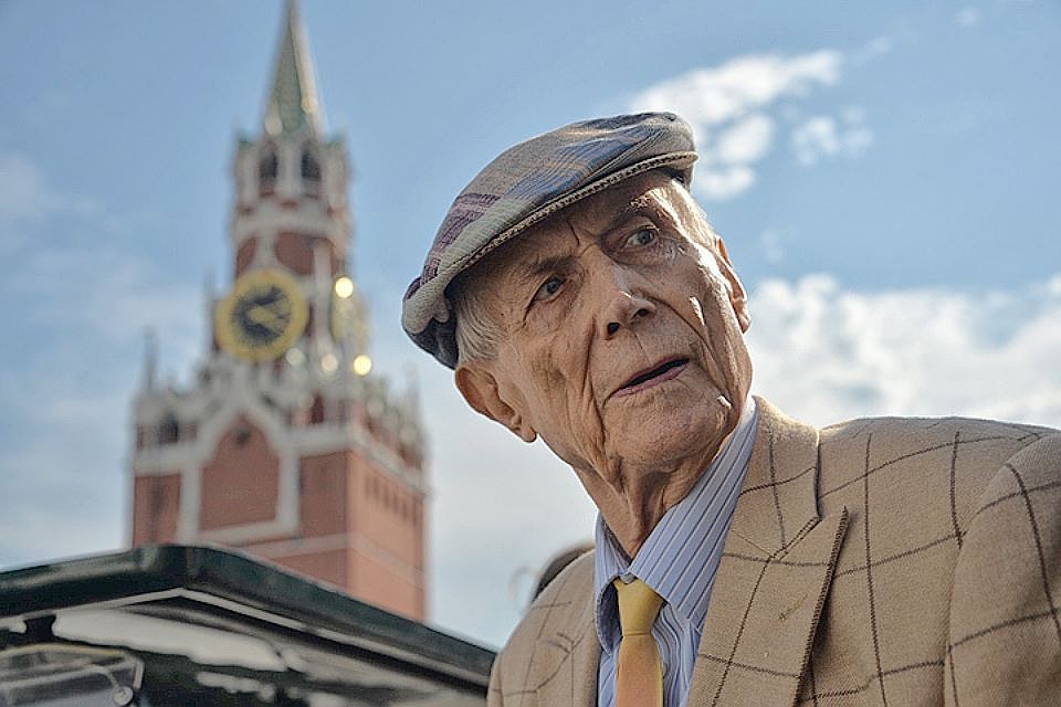 Евгений Евтушенко.