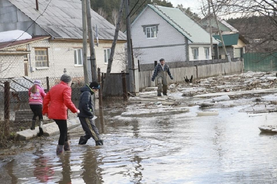 Пока паводок проходит спокойно.