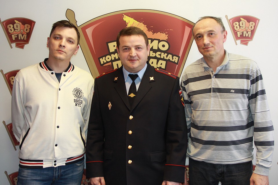 Ведущий Геннадий Гордеев и гости программы.