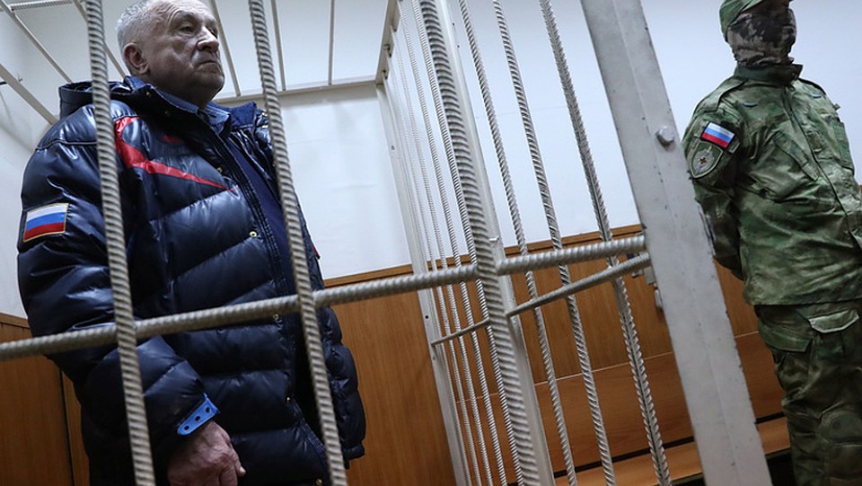 Следствие просит суд поменять меру пресечения экс-главе Удмуртии Соловьеву Следствие просит суд поменять меру пресечения экс-главе Удмуртии Соловьеву