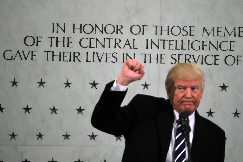 Президент США Дональд Трамп поприветствовал участников митинга в Бостоне