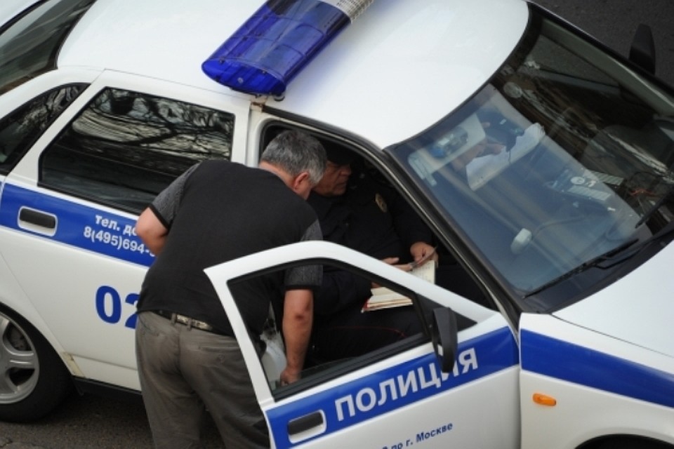 В настоящее время правоохранители работают на месте происшествия, они пытаются установить все обстоятельства ДТП