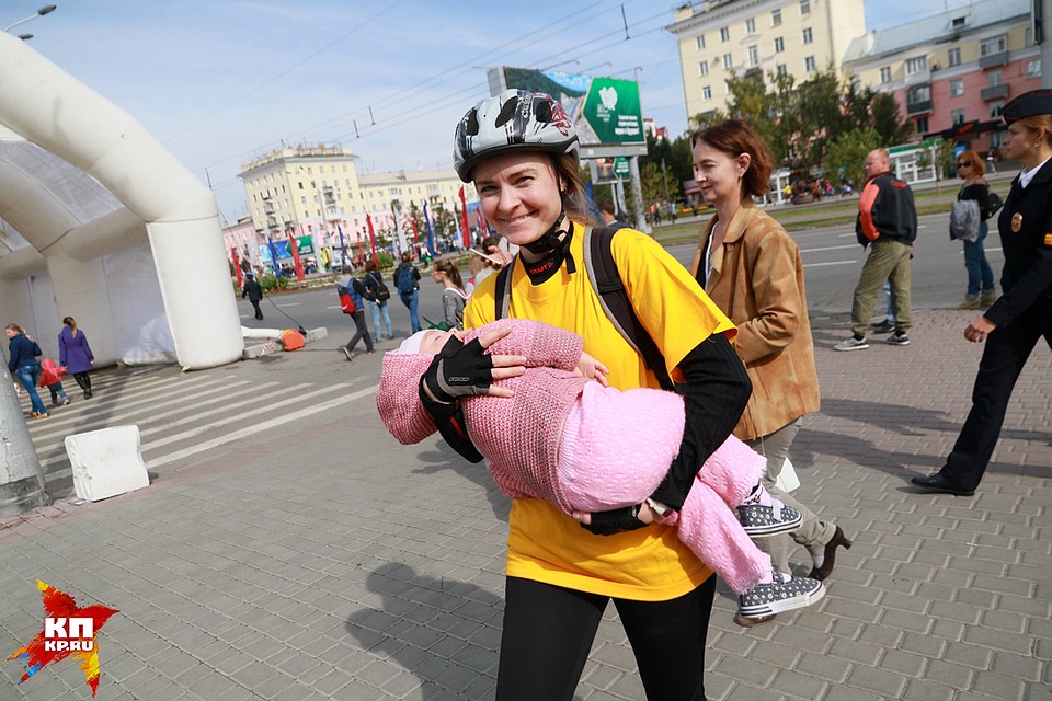 Спортивные мероприятия прошли в центре Барнаула в День города Фото: Олег УКЛАДОВ