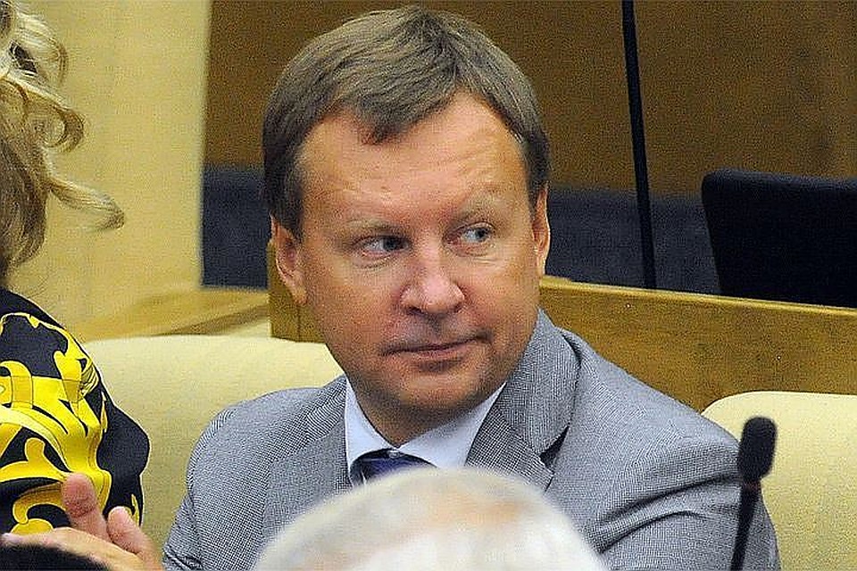 Экс-депутата Дениса Вороненкова убили прямо на улице в центре Киева в марте 2017 года.
