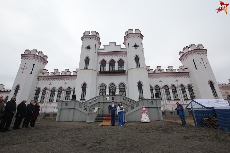 В Беларуси после 9 лет реконструкции открыли Коссовский дворец