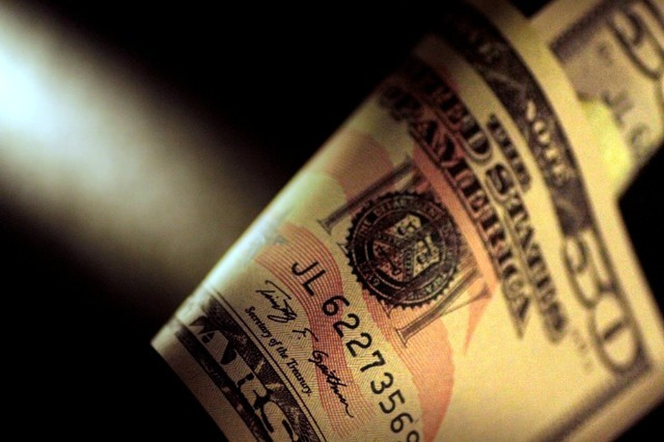Ранее международное рейтинговое агентство Standard & Poor's официально объявило, что власти Боливарианской республики не выполняют свои долговые обязательства