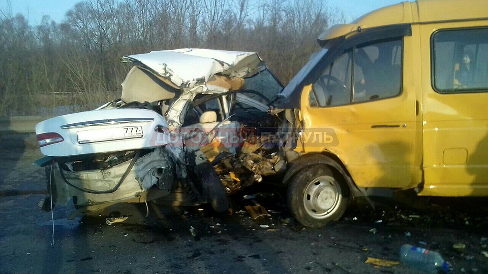 В Уфе в тройном ДТП пострадал грудной ребёнок В Уфе в тройном ДТП пострадал грудной ребёнок