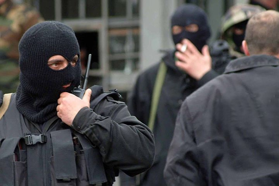 В Петербурге 50 оперативников проводят обыски в «РКС-Энерго» В Петербурге 50 оперативников проводят обыски в «РКС-Энерго»