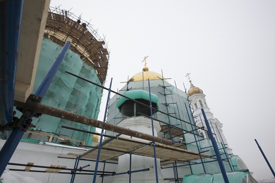 Реконструкция собора идет уже шестой год. Фото: пресс-служба Ростовской-на-Дону епархии.