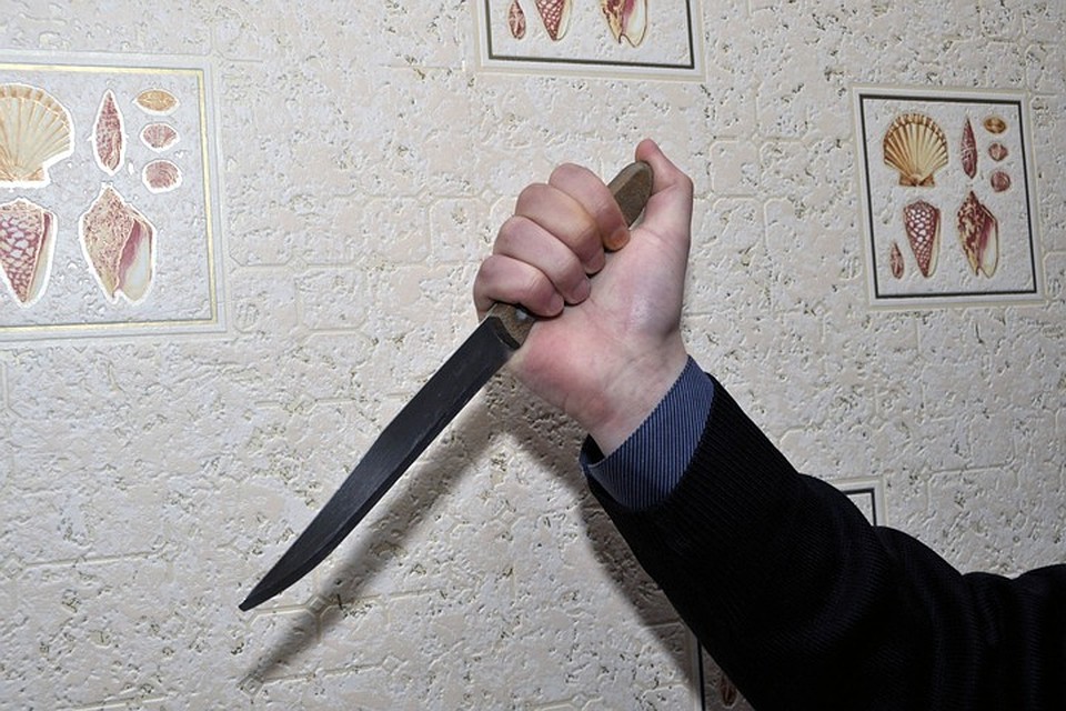 В Мурманской области пенсионер схватился за нож, когда вспыхнула бытовая ссора.