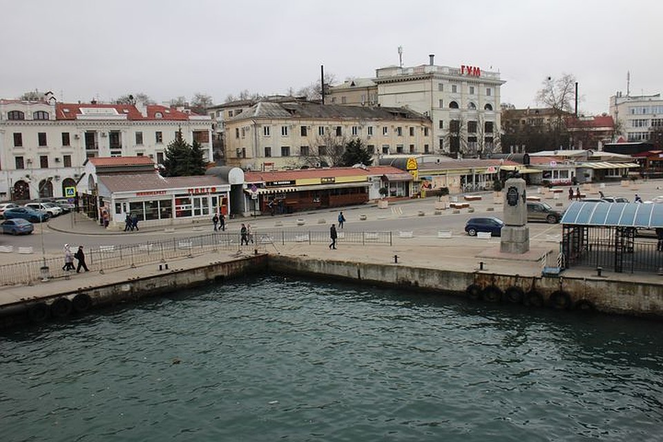 В нарушении закона подозревают врача из Севастополя.