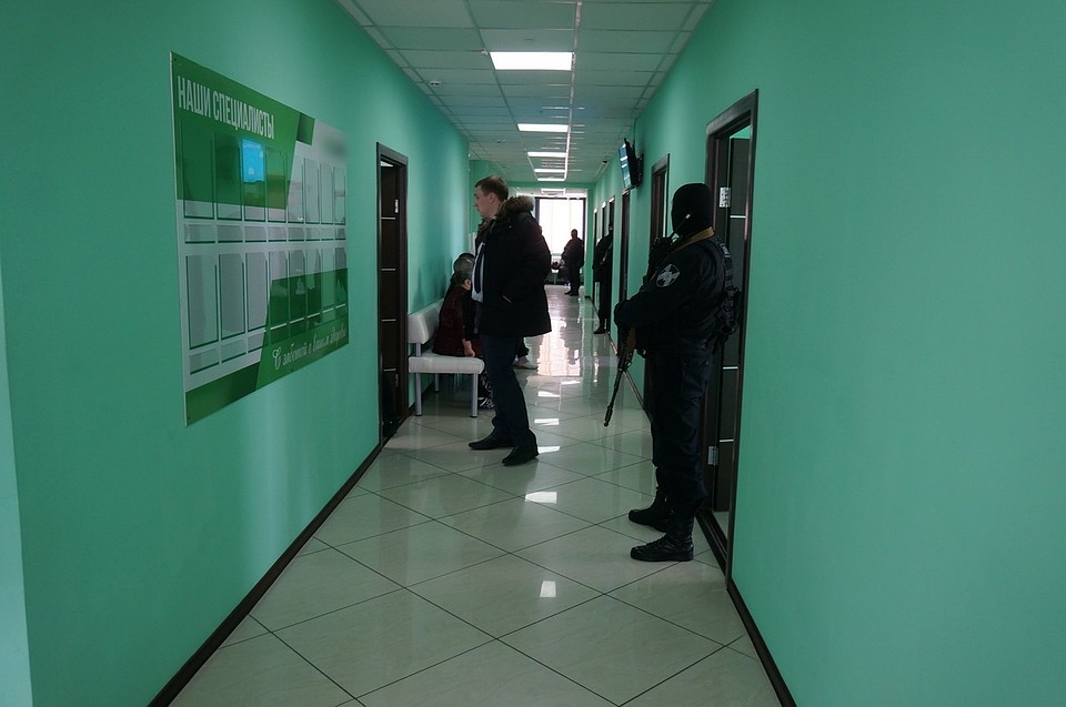 Заявление на действия медцентра написали 110 брянцев.