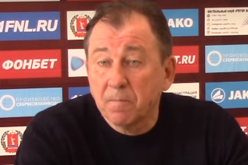 Сергей Павлов: "Факел" все матчи, кроме последнего домашнего, проигрывал с разницей в один мяч. Настраивались на сложную игру".