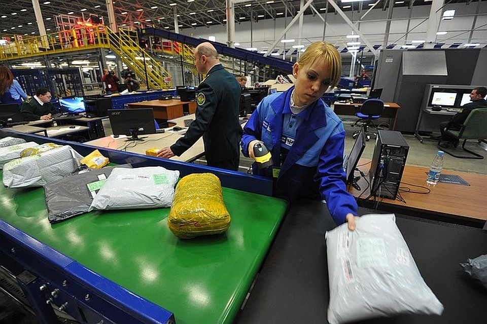 Беспошлинный ввоз товаров в Россию: Минфин предложил с 1 июля 2018 года ввести порог в 500 евро