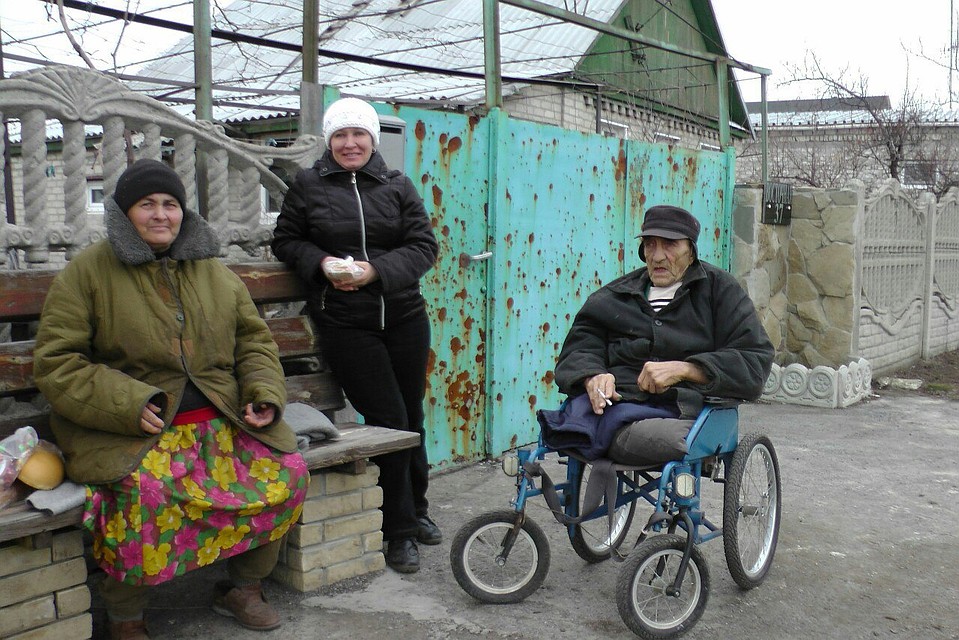 Сами пенсионеры давно не верят в добрые намерения Украины.