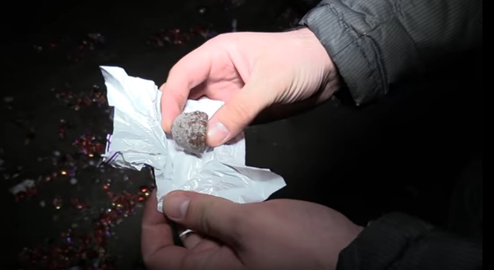 Вот такими конфетами еще недавно травили дончан. Фото: МВД ДНР