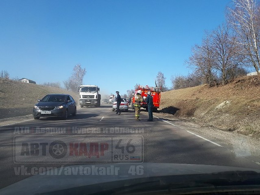 В "Рено" пострадали водитель и пассажиры