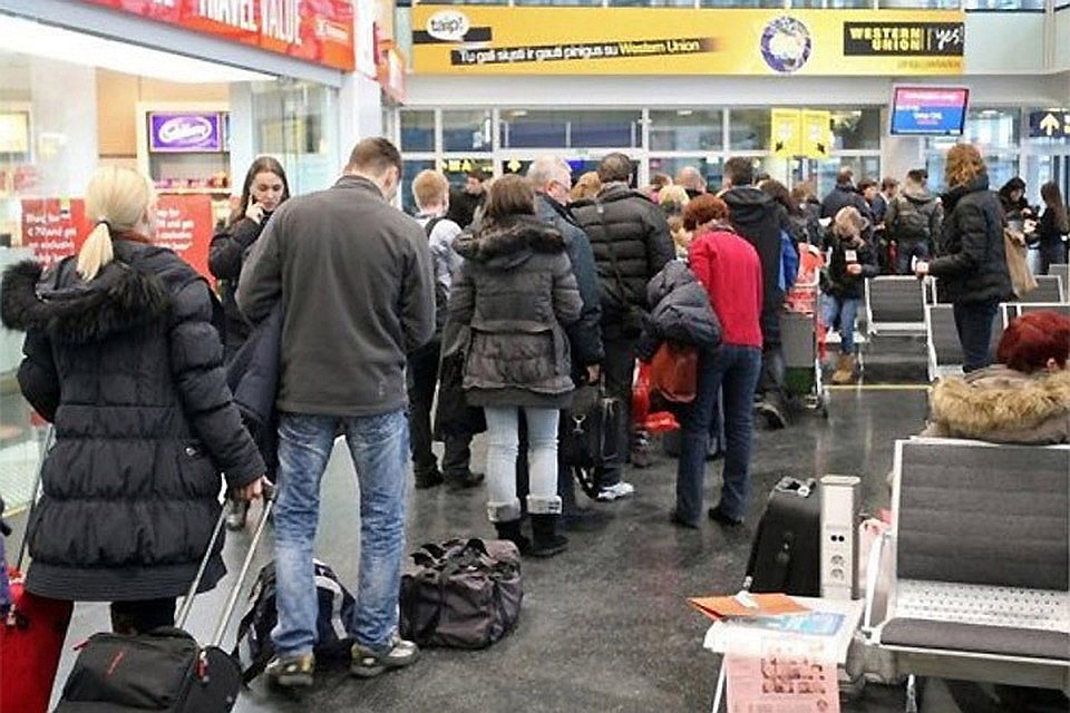 Народ продолжает уезжать из Латвии. Фото: с сайта gorod.lv