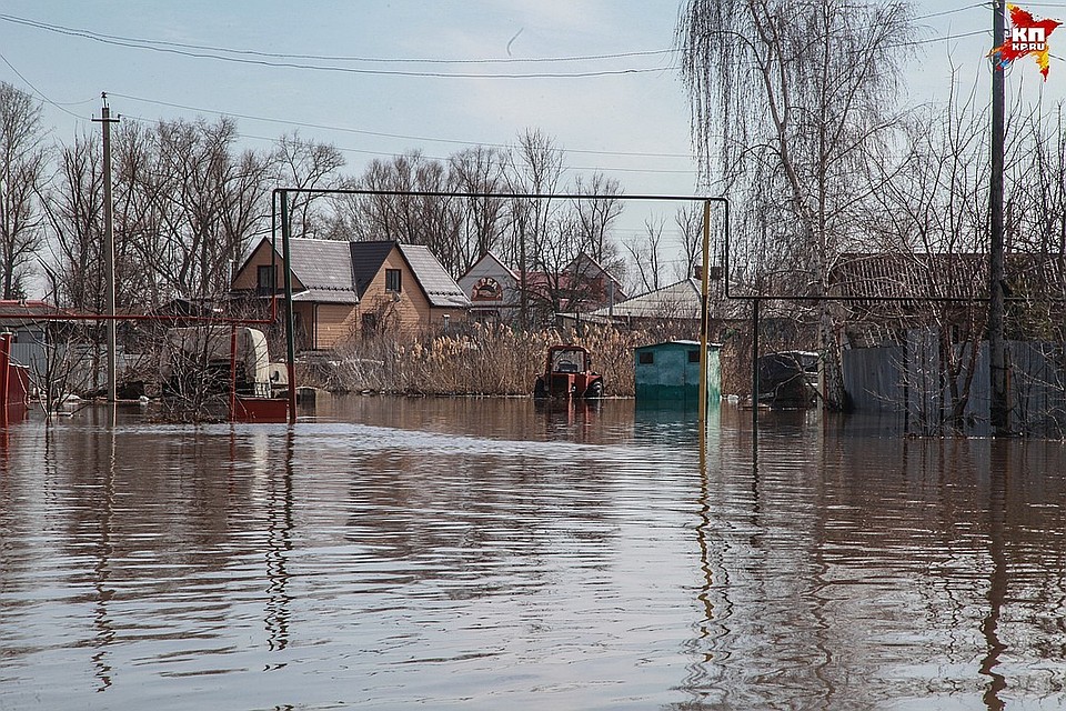 Затопило более 350 дворов.