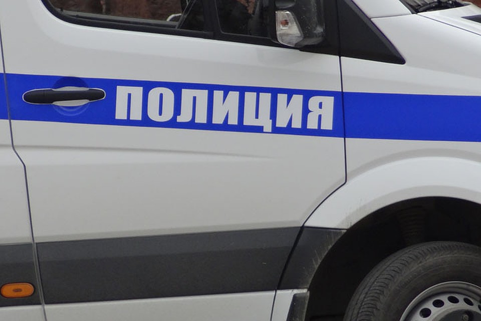 Пьяный тюменец пнул в живот собутыльницу во время застолья