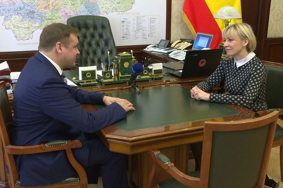Мария Захарова приехала в наш город по приглашению губернатора Рязанской области Николая Любимова.