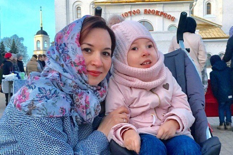 Василиса с мамой. ФОТО: из личного архива семьи.