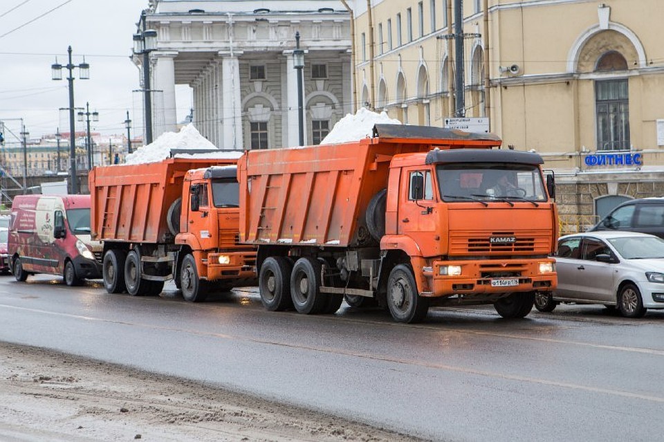 В городе расплавили более 2 миллионов кубометров снега