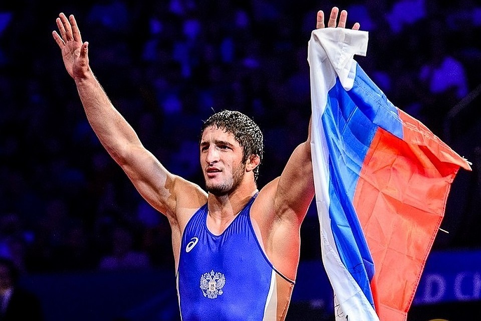 Сборная России выиграла общекомандный зачет на Чевропы по борьбе в Каспийске