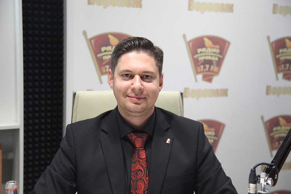 Андрей Харитонов в студии радио "КП".