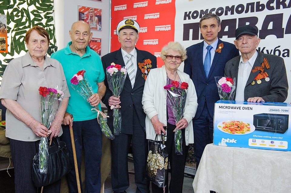 Землянка "КП" собрала под одной крышей представителей трех поколений