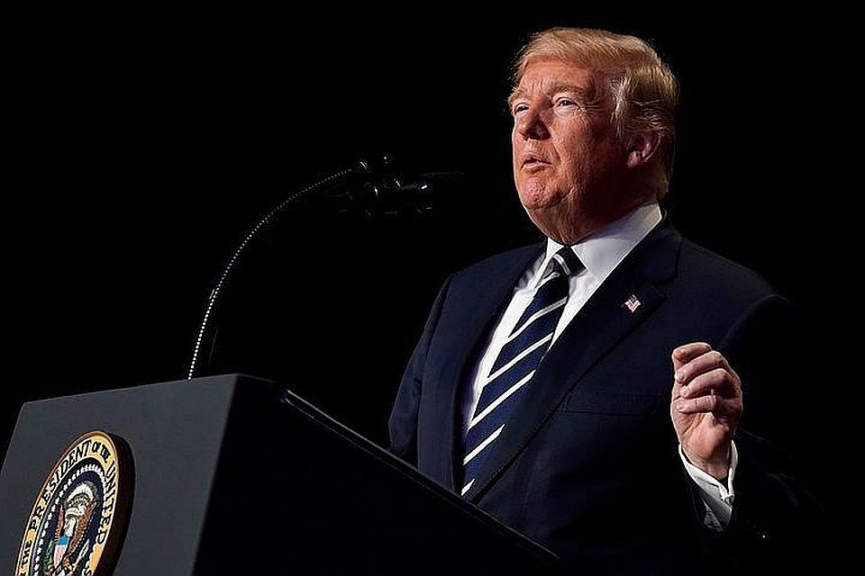 Трамп объявил, что США выходят из сделки в одностороннем порядке