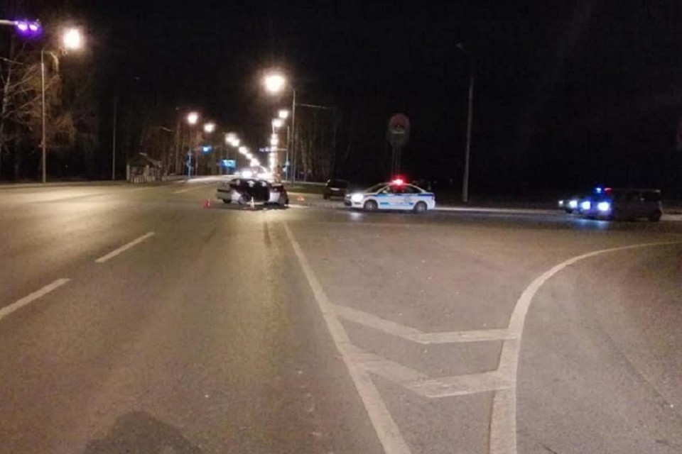 В ночной аварии в Тюмени пострадали две девочки и трое взрослых. Фото ГИБДД Тюменской области