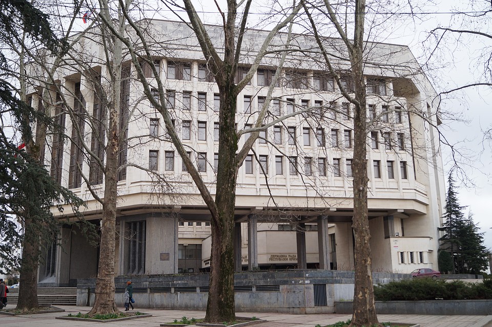 В крымском парламенте считают, что на новые санкции ЕС не стоит обращать внимания