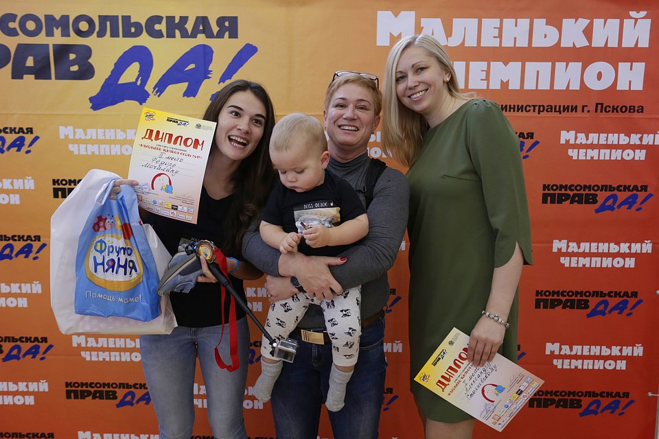 Торговая марка «ФрутоНяня» всегда поддерживает спортивный праздник малышей.