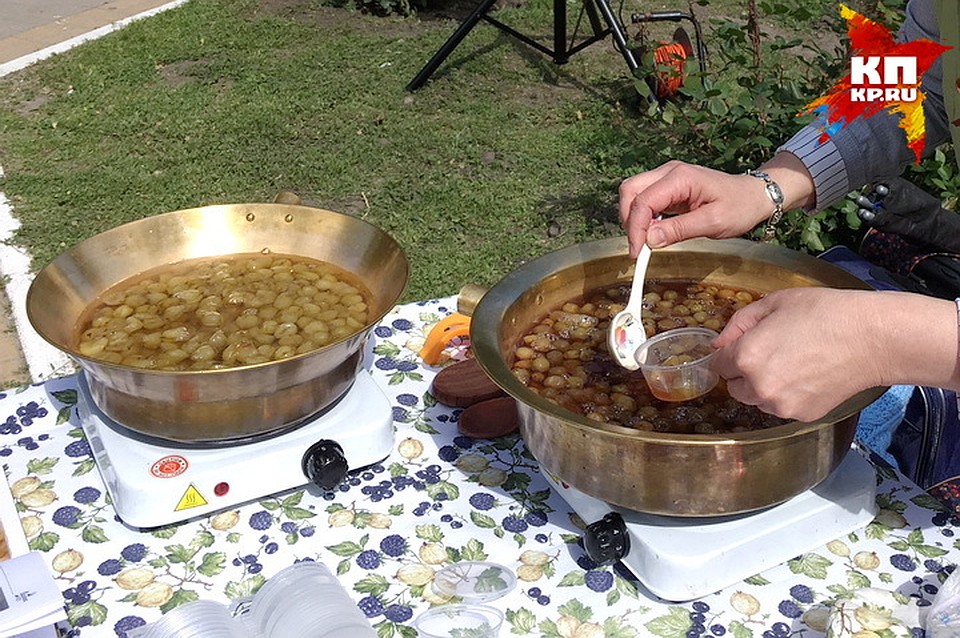 Варенье из крыжовника.