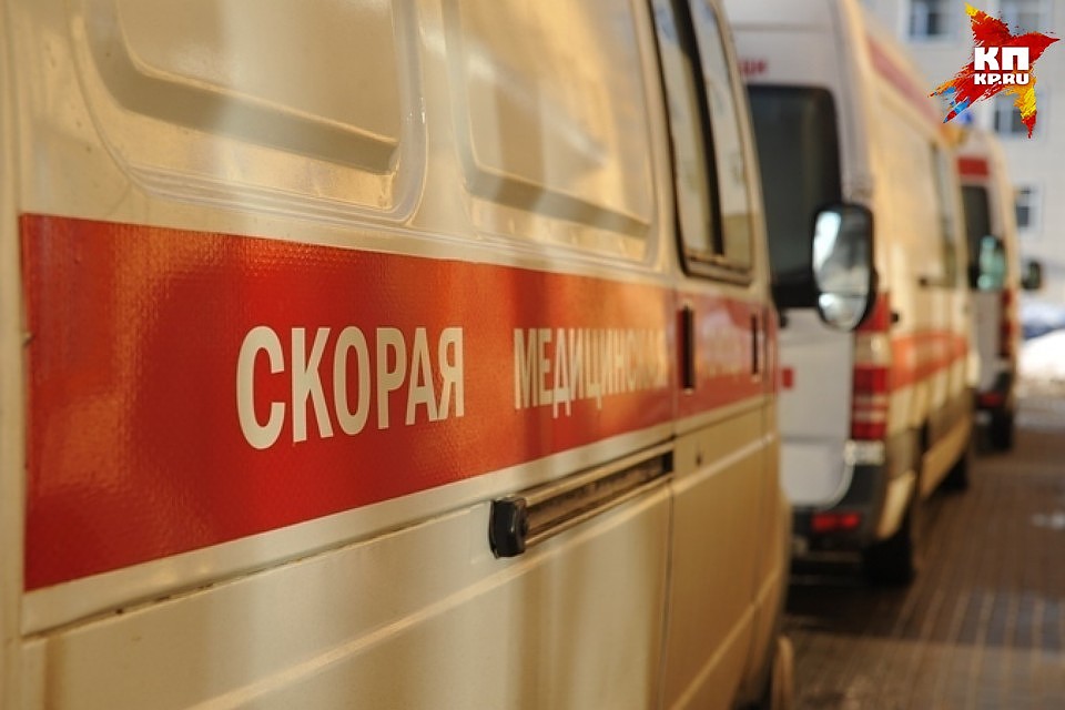 У 64-летней пассажирки "Форда" оказалась черепно-мозговая травма, травма груди и пневмоторакс.