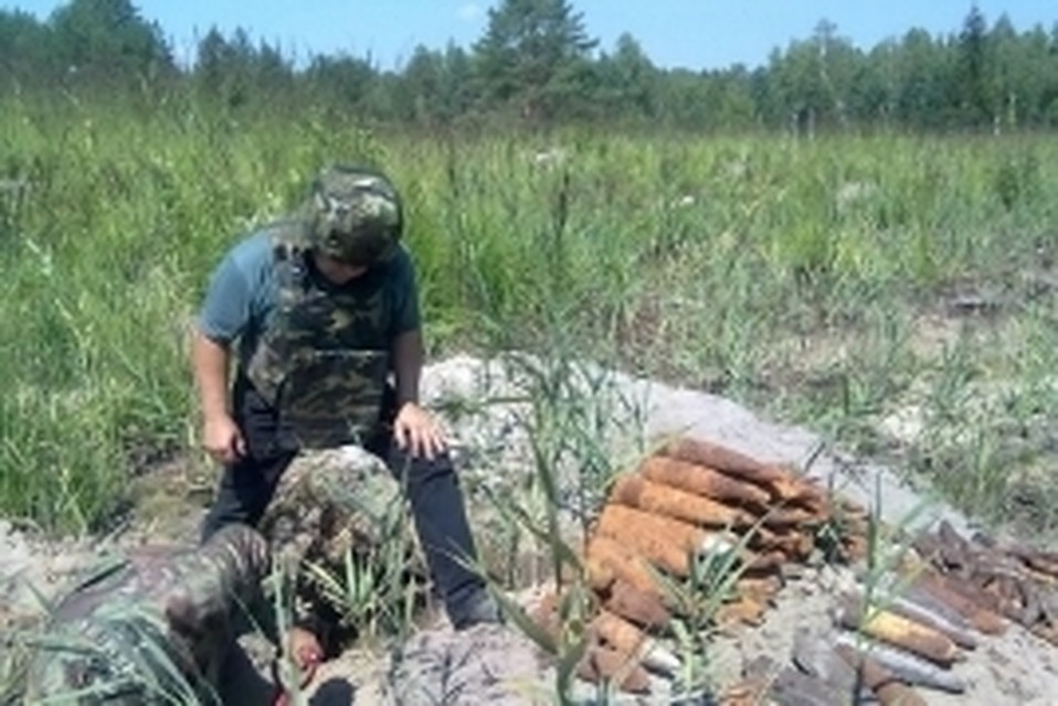 Спасатели обезвредили взрывоопасные находки.