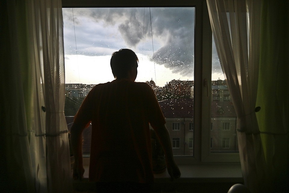 МЧС убедительно рекомендует воздержаться от дальних поездок.