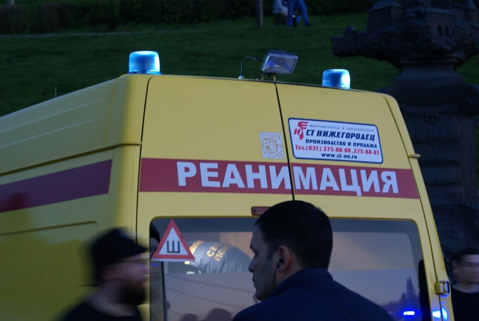 Врачи оценивают состояние мужчины как крайне тяжелое и пока не дают никаких прогнозов. Фото - ЧС Тюмень во Вконтакте