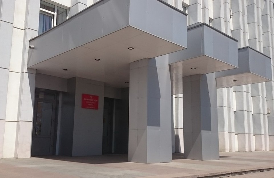 Ни на входе, ни в коридорах очередей сегодня нет