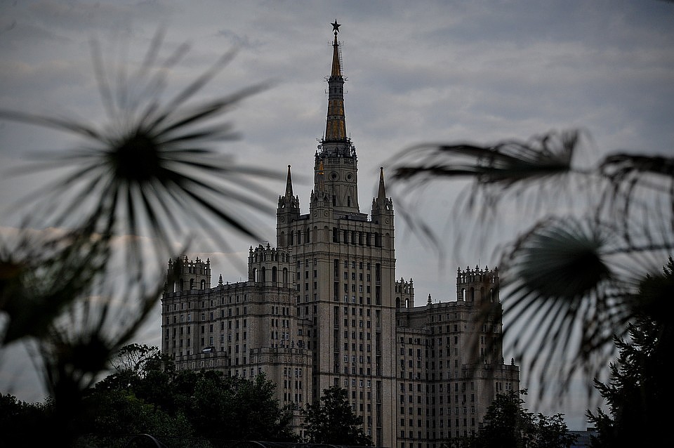 Погода в Москве на 17 июня: Переменная облачность, без осадков