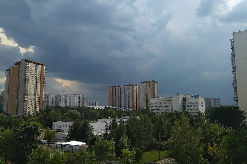Дождь в Москве