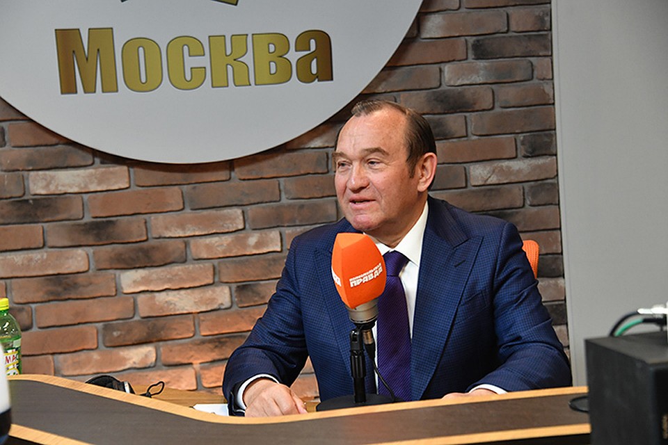 Заместитель мэра Москвы Петр Бирюков : По новым стандартам в течение ближайших пяти лет должны обновиться почти 24 тысячи дворов