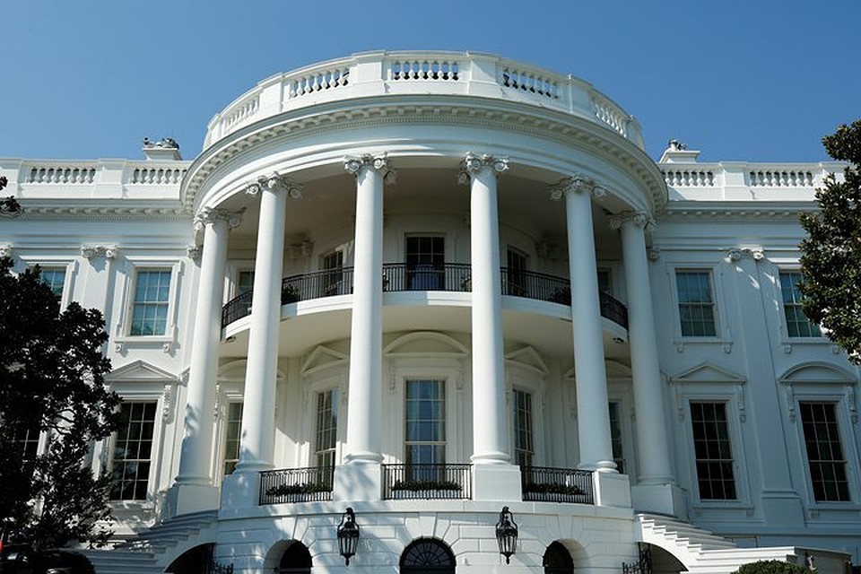Белый дом рассказал, что думает Трамп об отравлениях в Великобритании