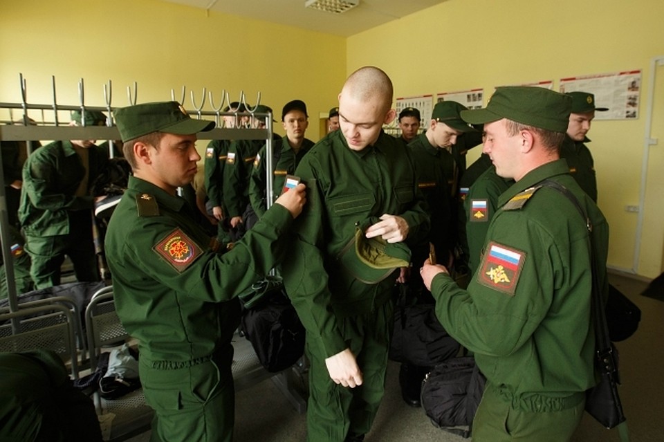 Почти 100 процентов хабаровских новобранцев идут в армию по собственному желанию