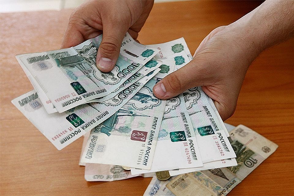 Дети с большим интересом изучают тему, как правильно распоряжаться деньгами