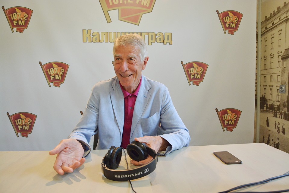 Валерий Непомнящий.