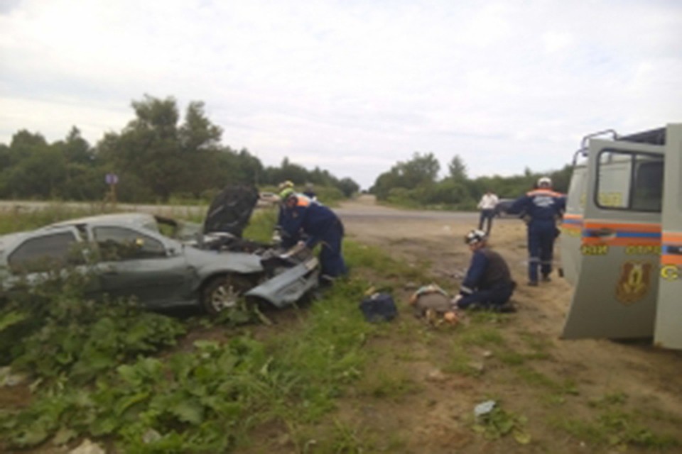 В ДТП между Ярославлем и Рыбинском пострадали два человека